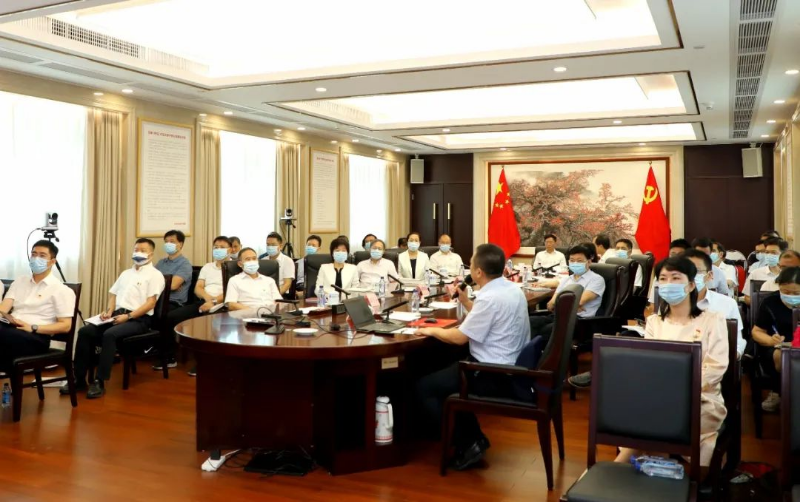 成人视频
举办《习近平谈治国理政》第四卷宣讲辅导报告会