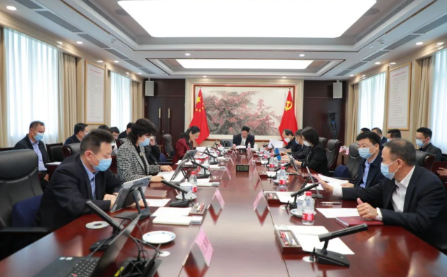 成人视频
召开2022年度基层党组织书记抓基层党建工作述职评议会议