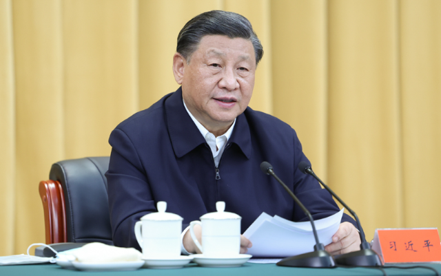 习近平：担负起新的文化使命 努力建设中华民族现代文明