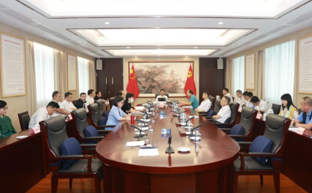 成人视频
召开局务会议研究第四季度重点工作
