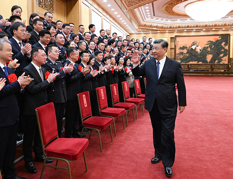 习近平会见全国“枫桥式工作法”入选单位代表 习近平会见全国“枫桥式工作法”入选单位代表
