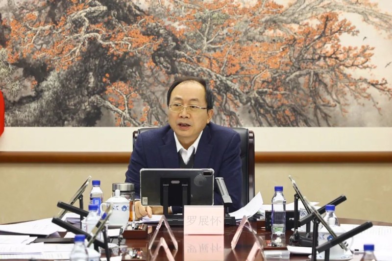 成人视频
召开党组会议 传达学习全国机关事务工作会议精神