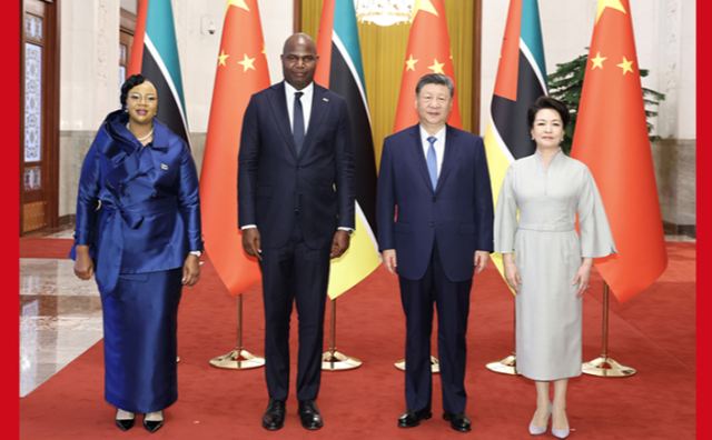习近平同莫桑比克总统查波会谈